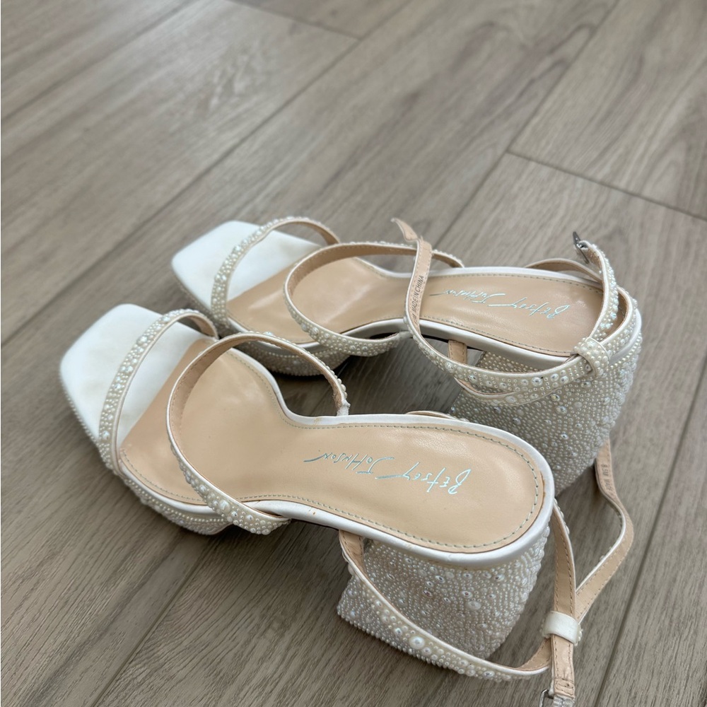 Besty Johnson Women's Wedding Heels